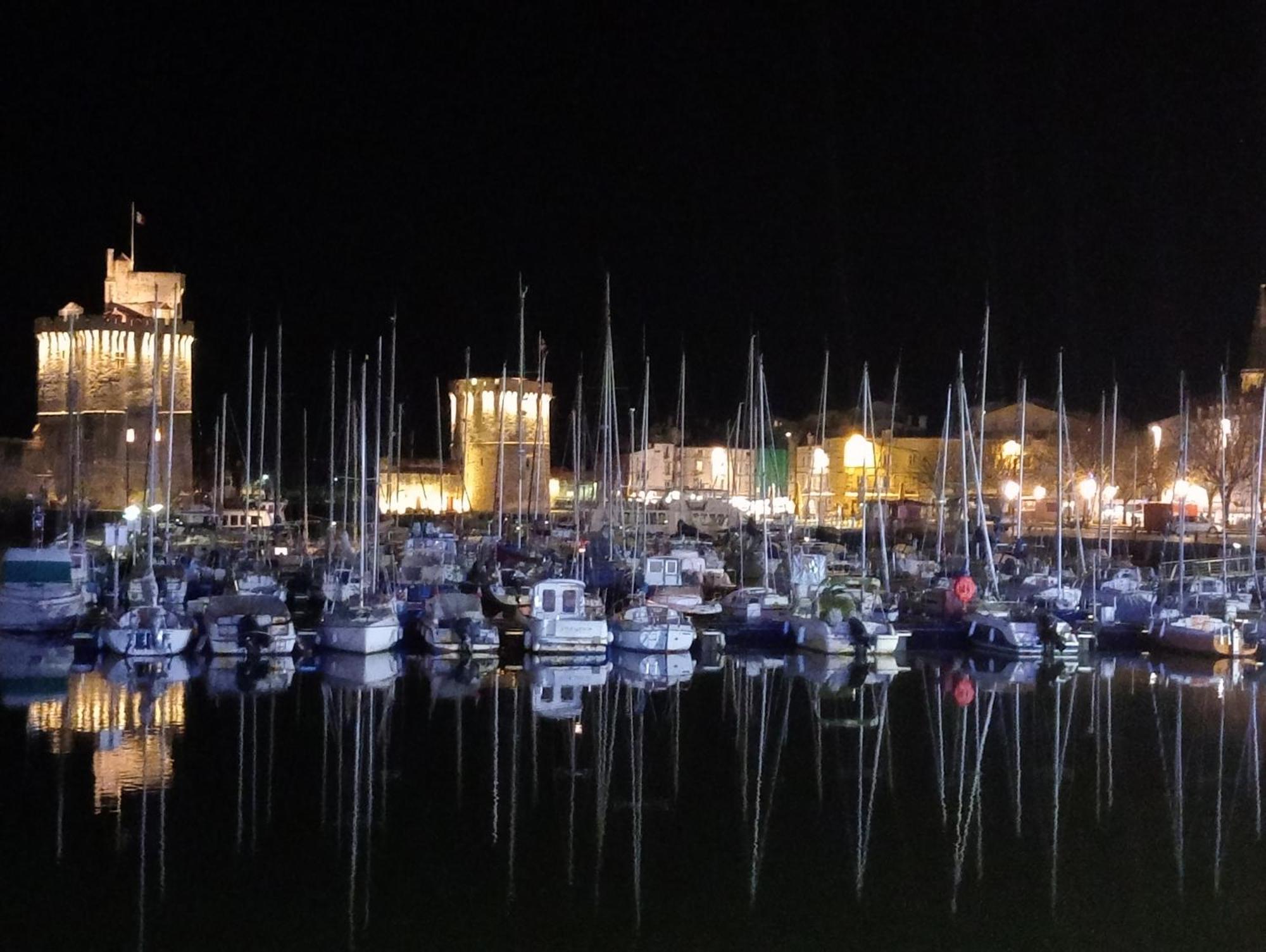 Apartmán Les Arcades, T2 En Hypercentre La Rochelle  Exteriér fotografie